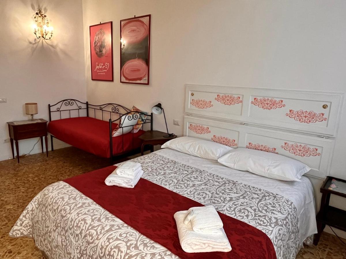 Hotel In The Center Of Florenz Exterior foto