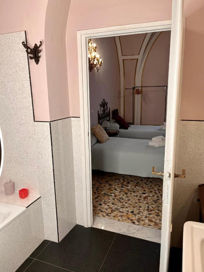 Hotel In The Center Of Florenz Exterior foto